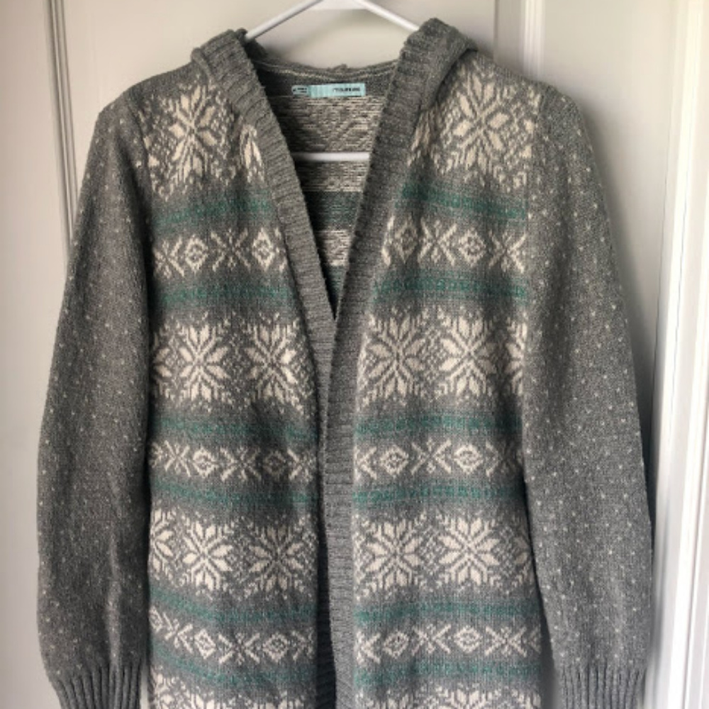 ⭐️2 for $30⭐️ Maurice's Cozy Cardigan (M)